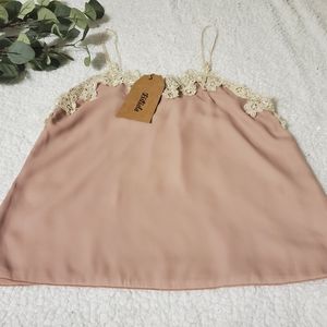 NWT Listicle Floral Lace Trim Blush Tank Top